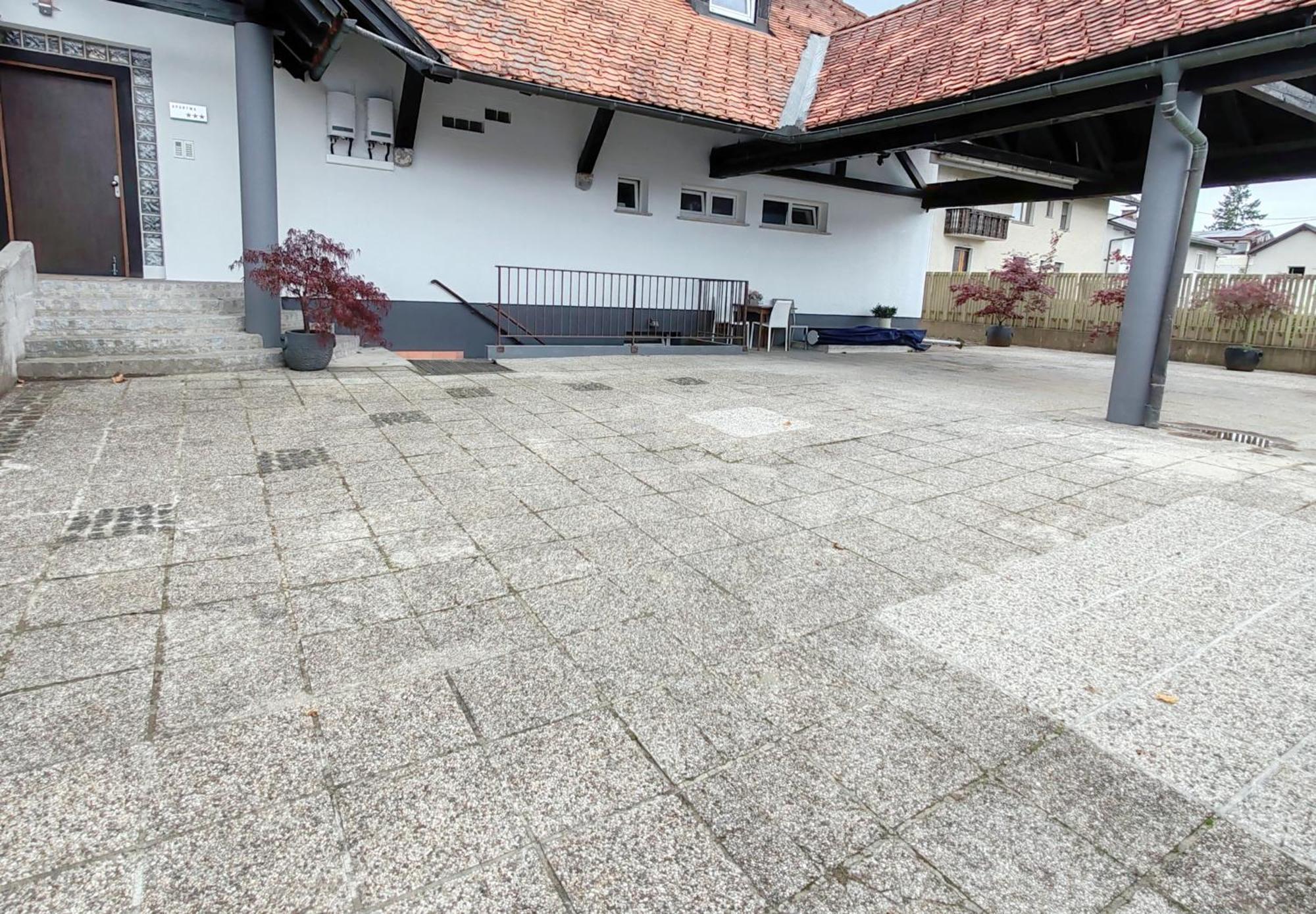 Lucky Center Ljubljana Lägenhet Exteriör bild
